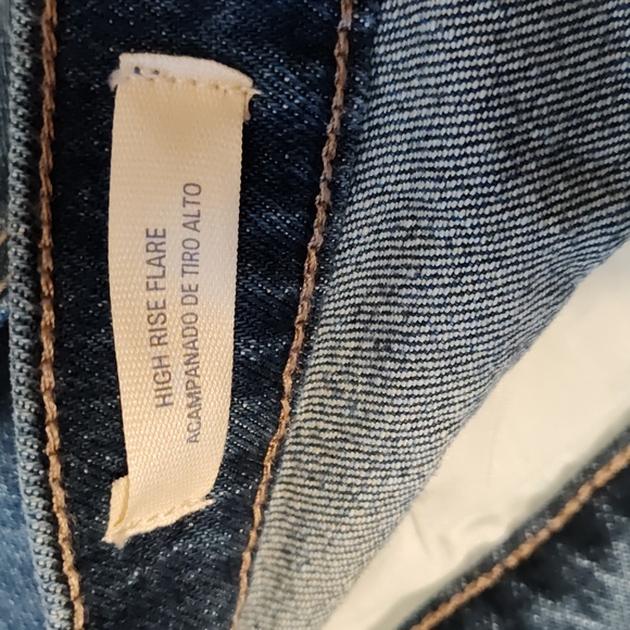 NWT, Universal Thread High Rise Flare Jeans SZ 8 - Picture 5 of 7